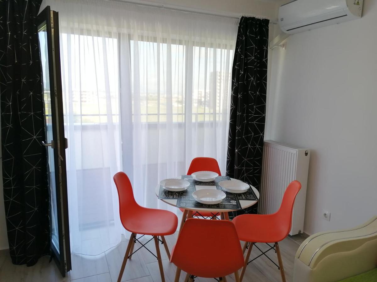 Ama Apartament Cu Terasa 50 Mp & Parcare Брашов Экстерьер фото