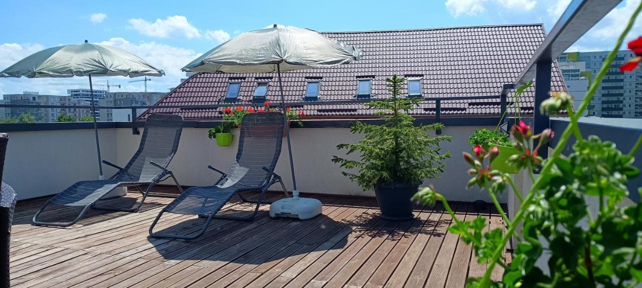 Ama Apartament Cu Terasa 50 Mp & Parcare Брашов Экстерьер фото